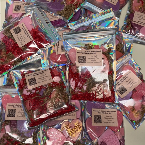 Natural Goat Milk Heart Shaped Bar Soap bundle - Picture 5 of 15